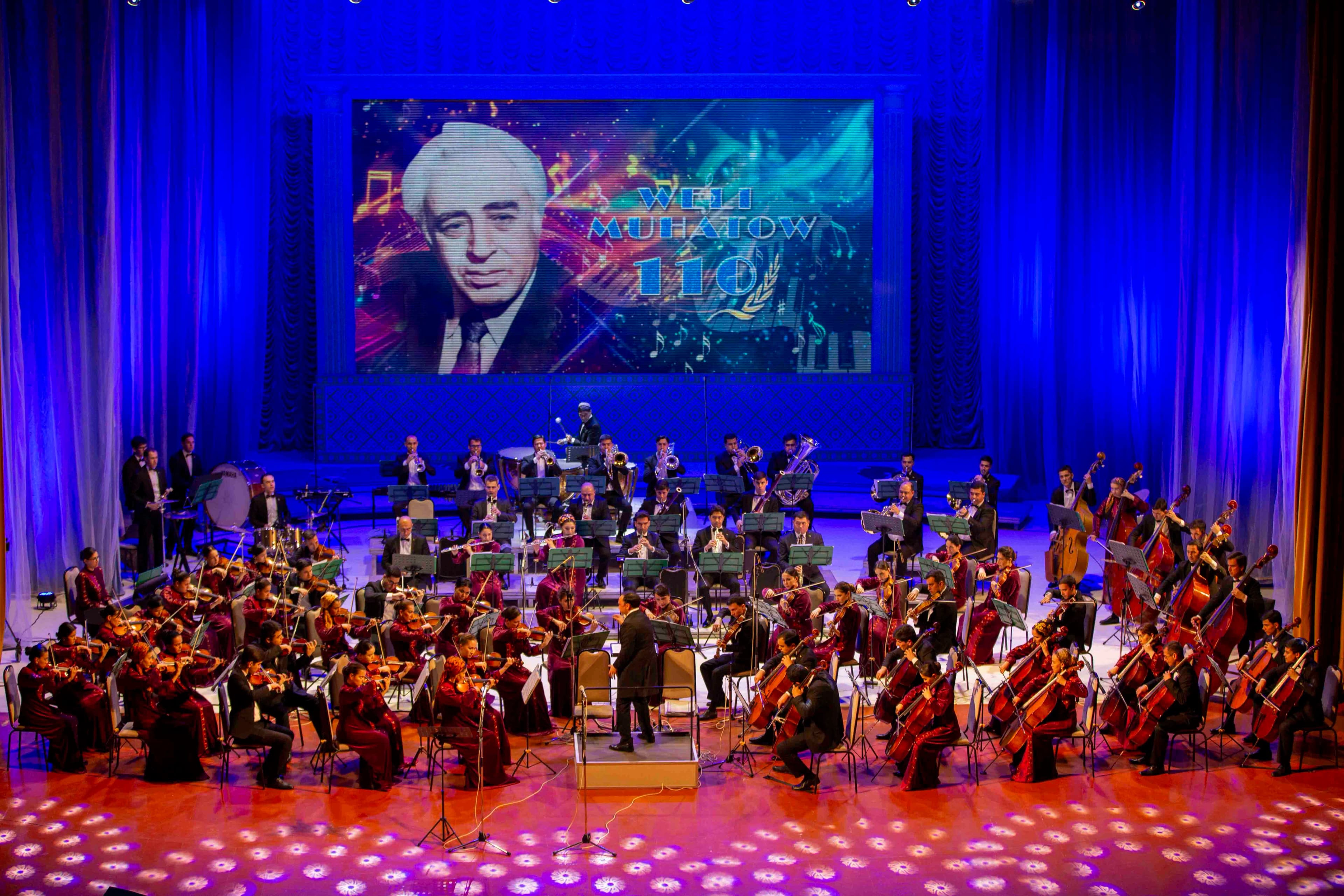 Aşgabatda Weli Muhadowyň doglan gününiň 110 ýyllygy mynasybetli konsert geçirildi